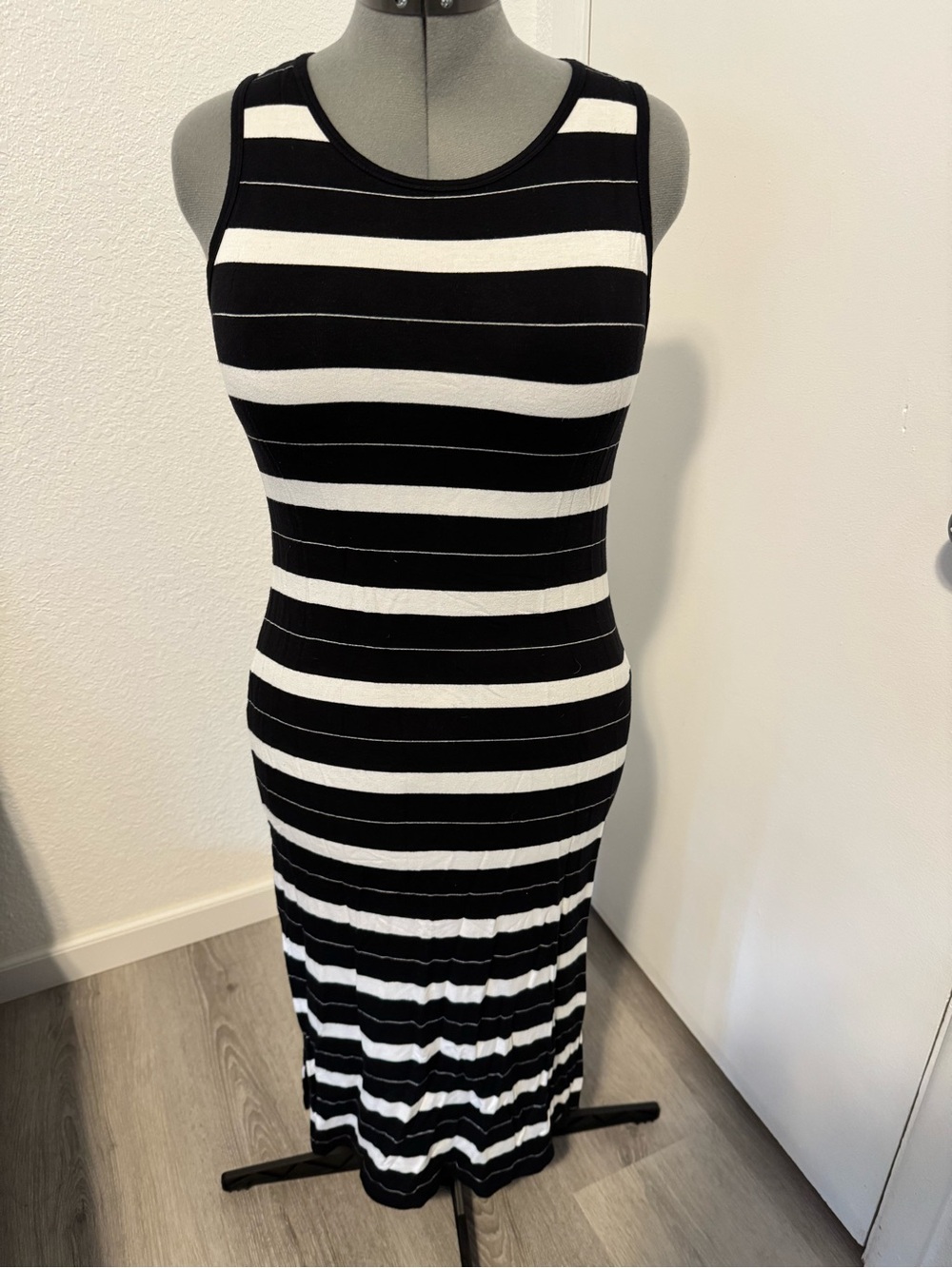 MICHAEL Michael Kors Striped Maxi Dress Size M